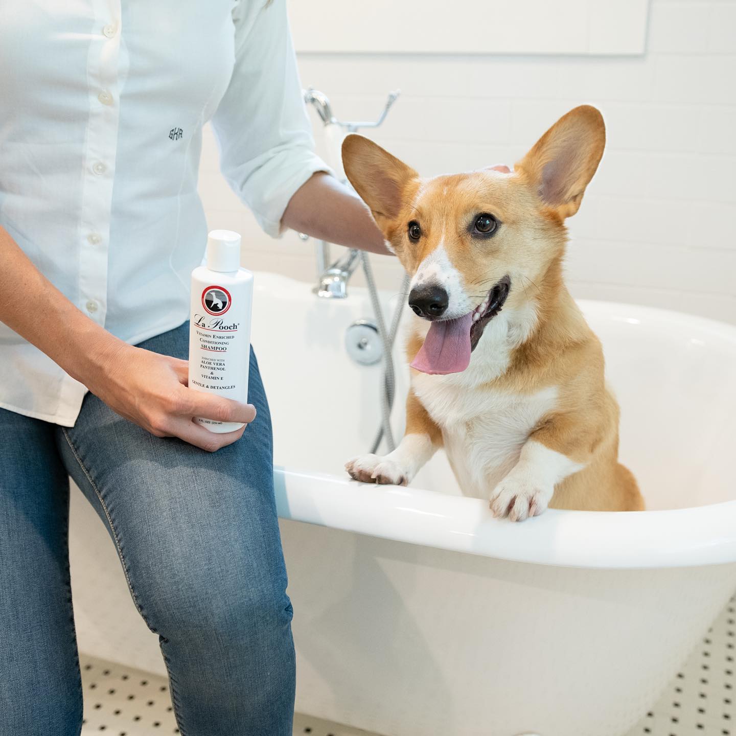 Les Poochs - Vitamin Enriched Hypo-Allergenic Shampoo - Dog Shampoo